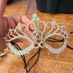 Rhinestone Crystal Masquerade Mask - Iridescent Rose Gold